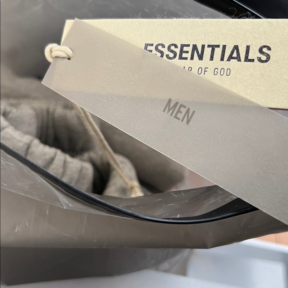 Essentials - Picture 2 of 6